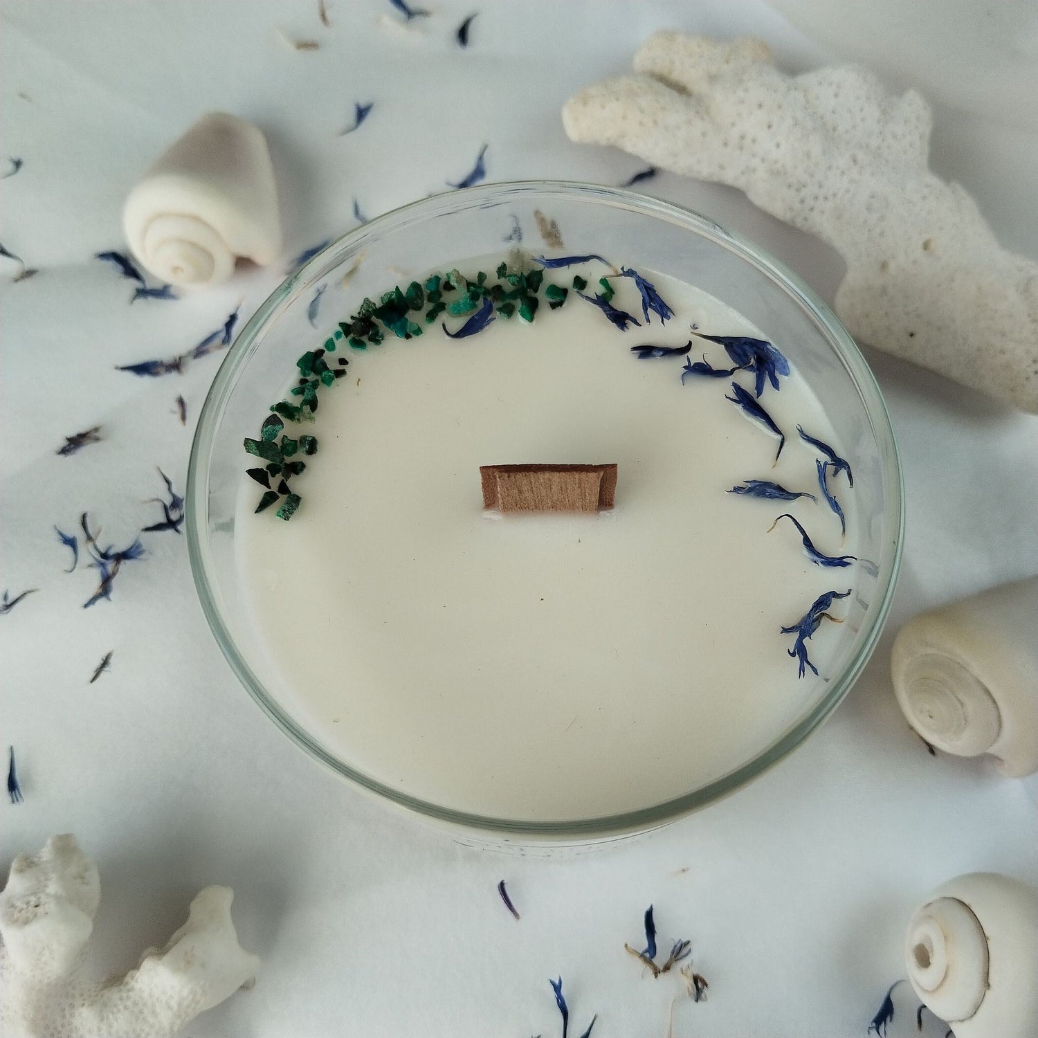 Vela aromática elaborada con cera de soja natural, vegana y libre de tóxicos. Ocean brezee