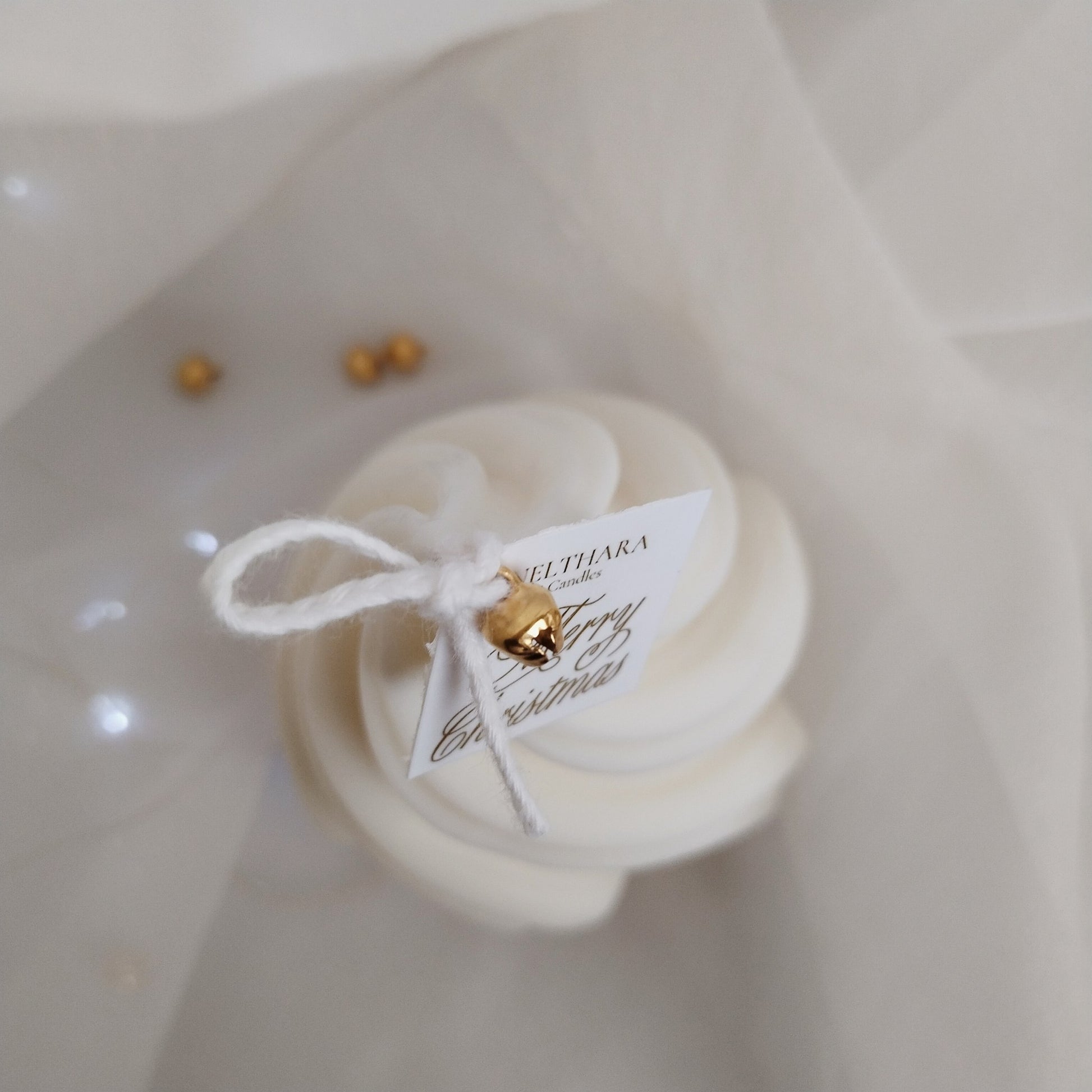 Vela de soja natural en forma de árbol de navidad, hecho a mano y con aroma chistmas spirit, bosque navideño fresco