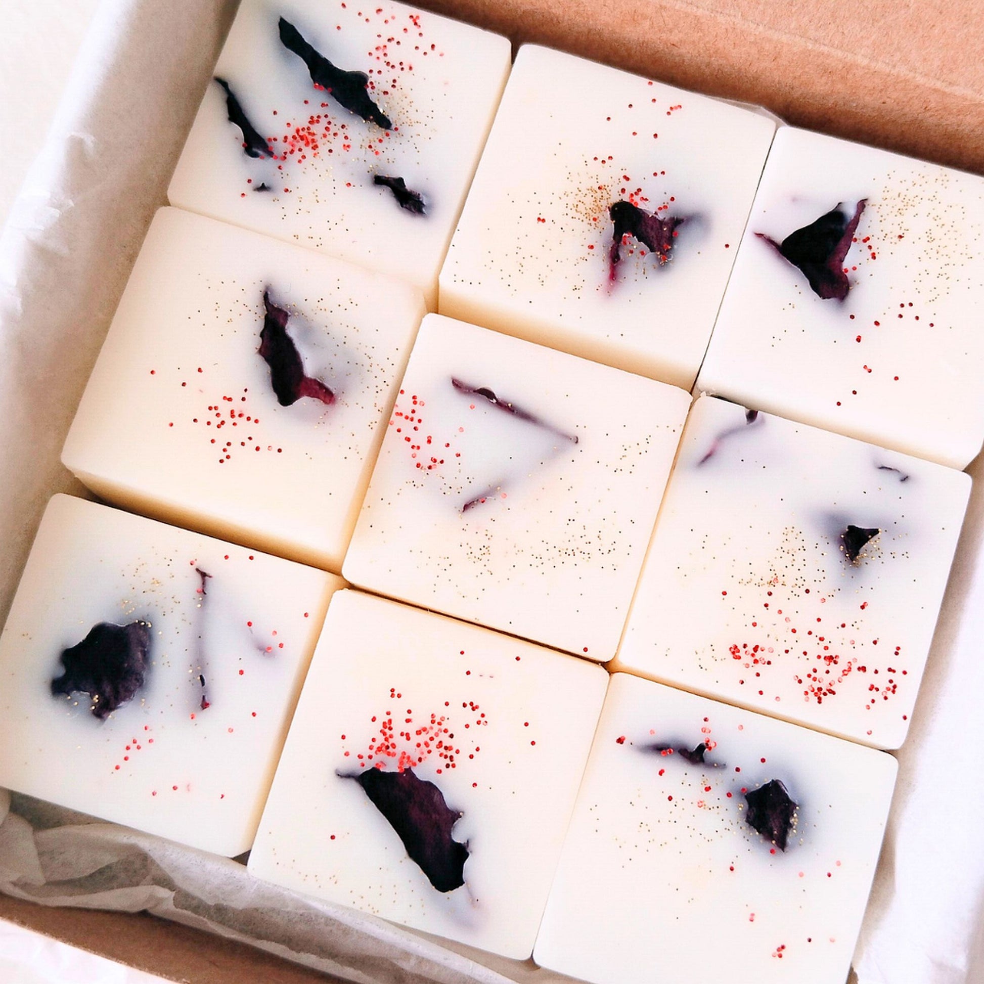 Wax melts SEDUCTION con cera de soja natural y artesanos, con esencias aromáticas envolventes para la pasión.
