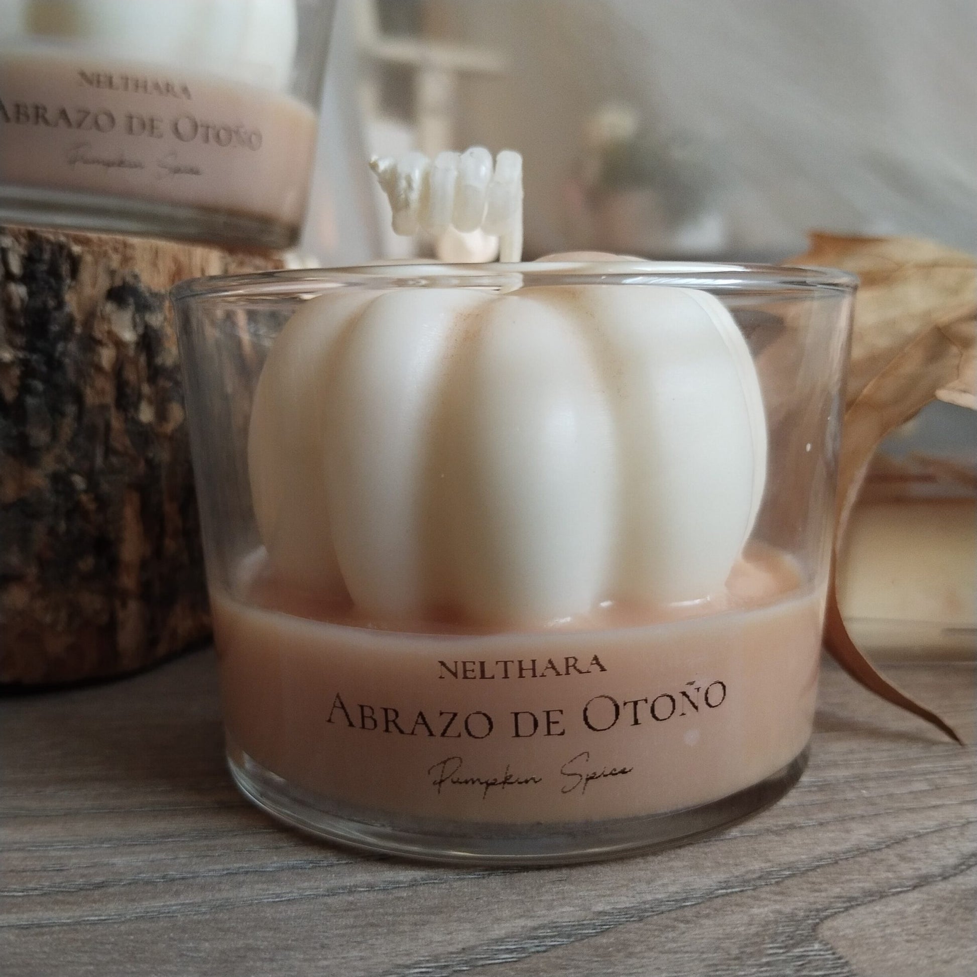 Vela aromática “Abrazo de Otoño” con aroma a calabaza y especias