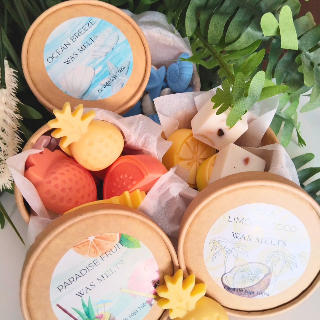 Pack de verano, wax melts de piña, coco, y océano. Elaborados con cera de soja premium y esencias aromáticas.
